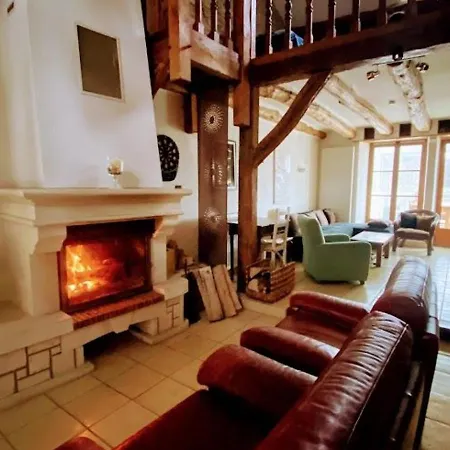 Maison Typique Au Pied Du Chateau De Avec Cheminee, Grand Jardin Et Equipements Modernes - Fr-1-611-57
