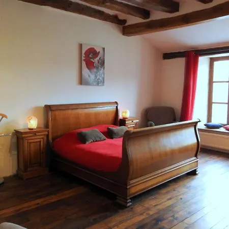 Maison Typique Au Pied Du Chateau De Avec Cheminee, Grand Jardin Et Equipements Modernes - Fr-1-611-57