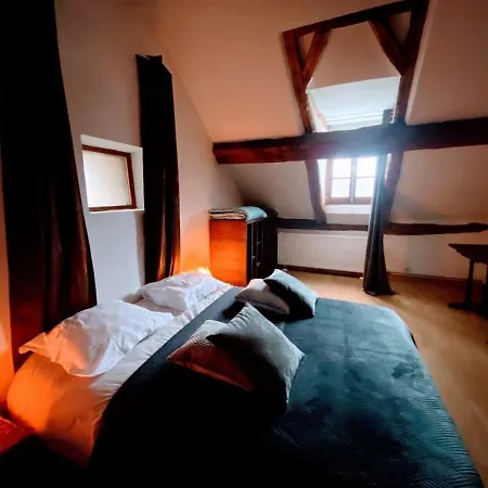 Holiday home Maison Typique Au Pied Du Chateau De Avec Cheminee, Grand Jardin Et Equipements Modernes - Fr-1-611-57 Lafauche